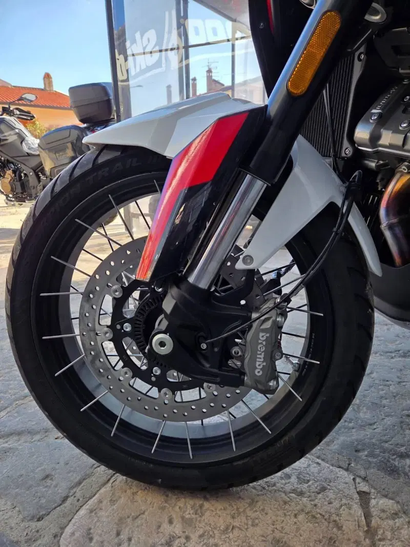 Moto Morini X-Cape 1200 (2026) (8)