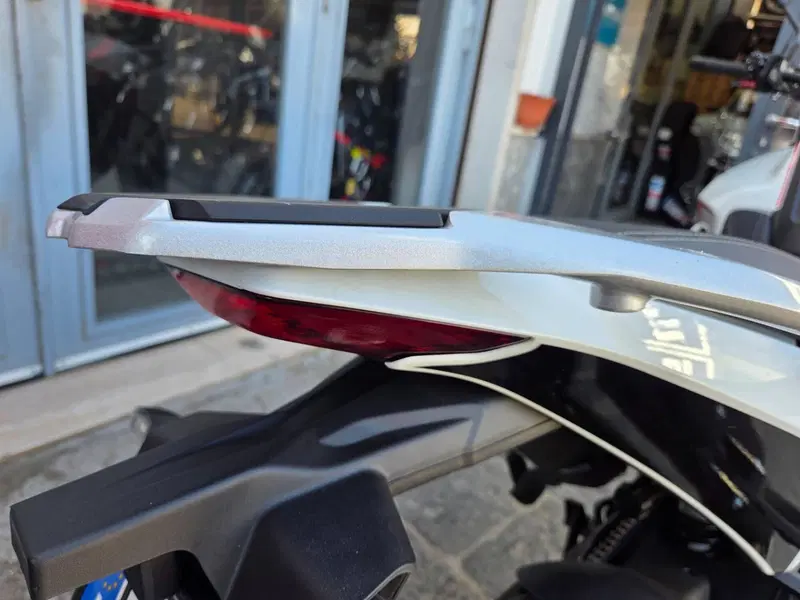 Moto Morini X-Cape 1200 (2026) (11)