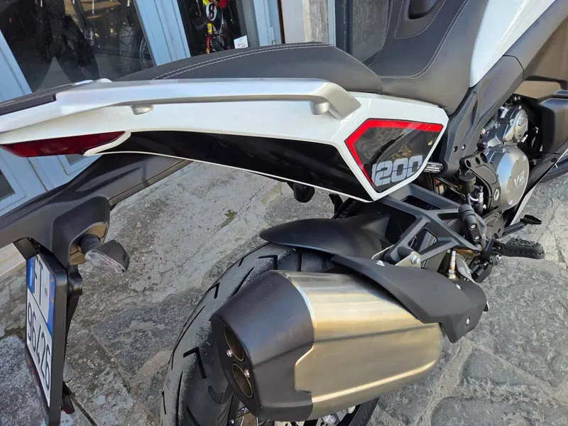 Moto Morini X-Cape 1200 (2026) (12)