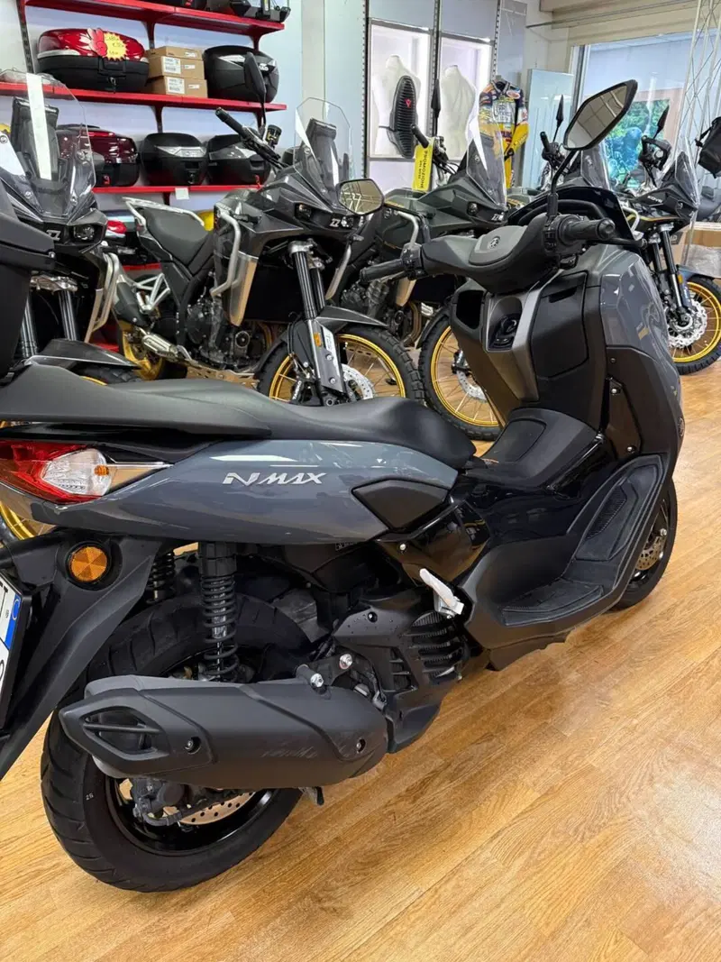 Yamaha N-Max 125 (2025 - 26) (4)