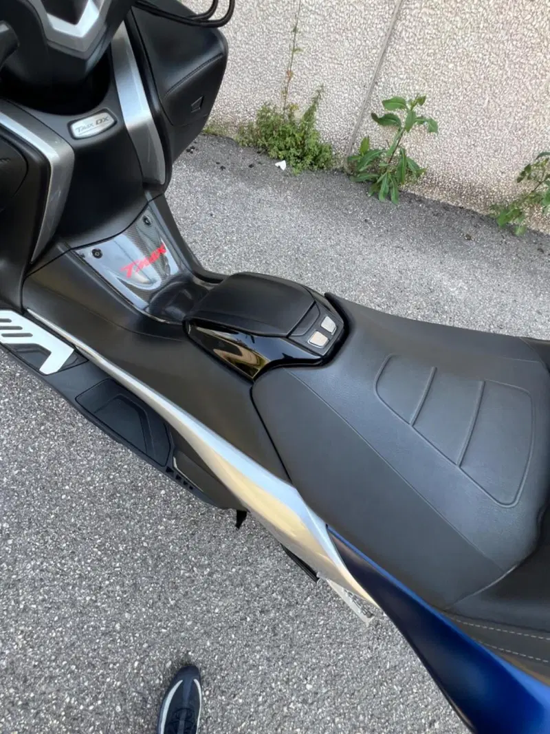Yamaha T-Max 530 DX (2017 - 19) (4)