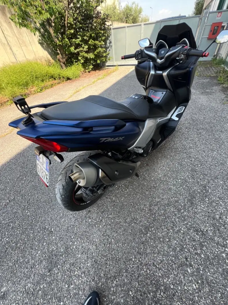 Yamaha T-Max 530 DX (2017 - 19) (7)