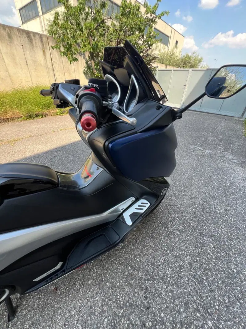 Yamaha T-Max 530 DX (2017 - 19) (9)