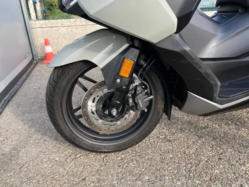 Honda Forza 350 Deluxe (2022 - 24) (7)