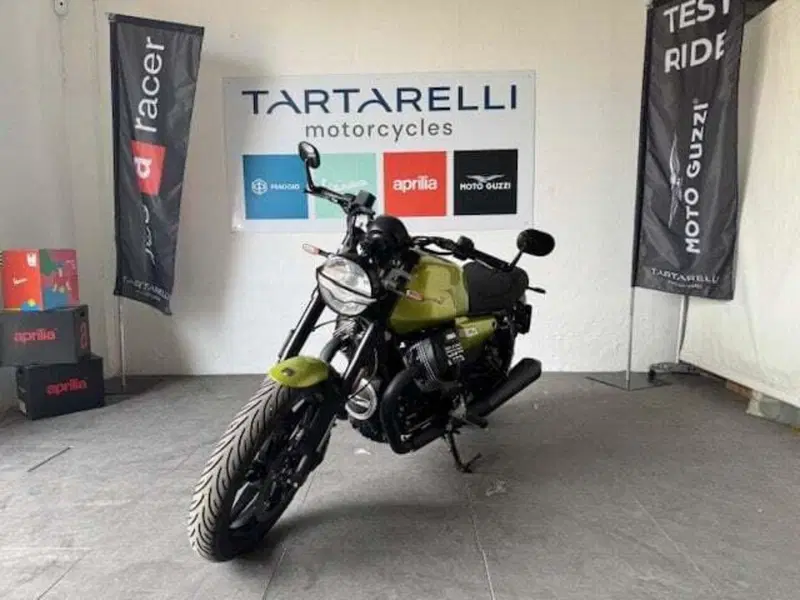 Moto Guzzi V7 Sport (2025 - 26) (2)