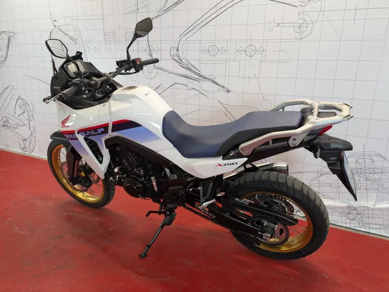 Honda Transalp XL750 (2023 - 24) (8)