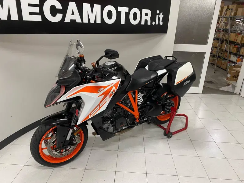 KTM 1290 Super Duke GT (2019 - 20) (4)