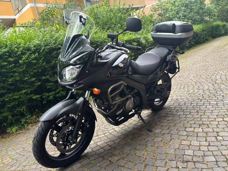 Suzuki V-Strom 650 ABS (2011 - 17) (2)