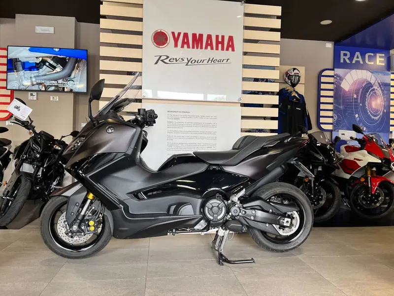 Yamaha T-Max 560 Tech Max (2022 - 24) (8)