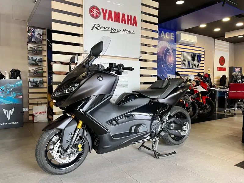 Yamaha T-Max 560 Tech Max (2022 - 24) (9)