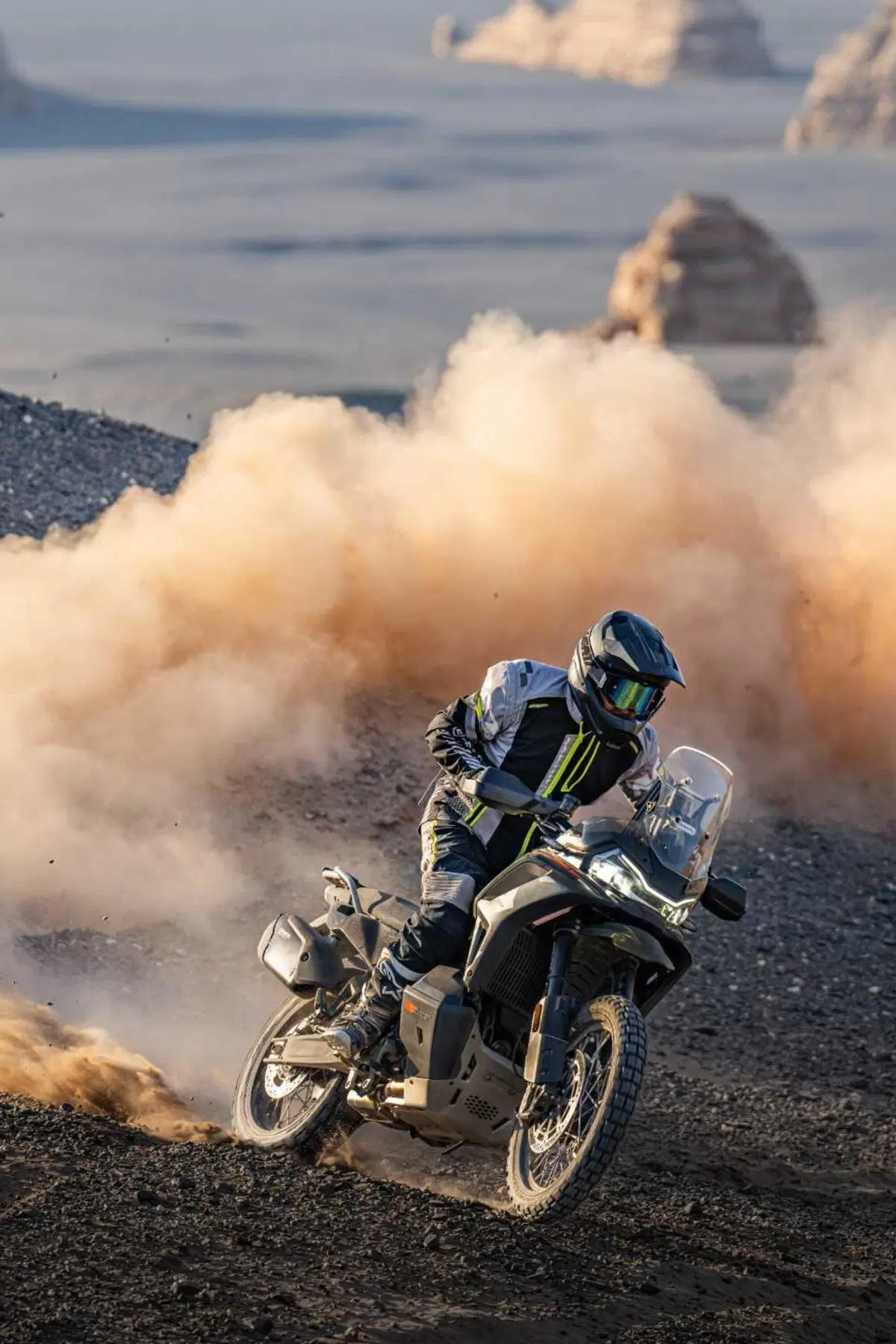 CFMOTO 1000MT-X: la maxi enduro cinese che sfida tutti, anche sul prezzo [GALLERY] (12)