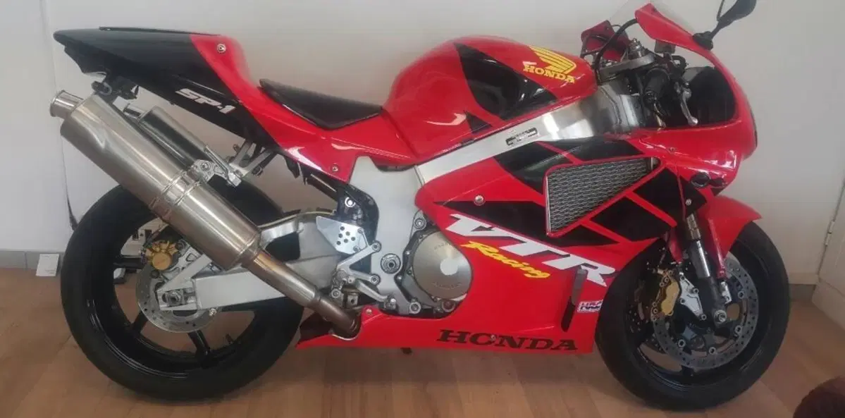 Honda VTR1000 SP-1  (2)