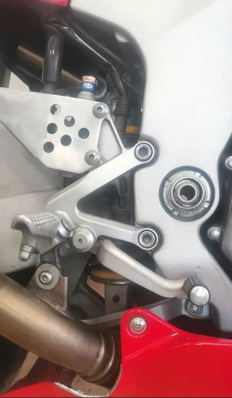 Honda VTR1000 SP-1  (10)