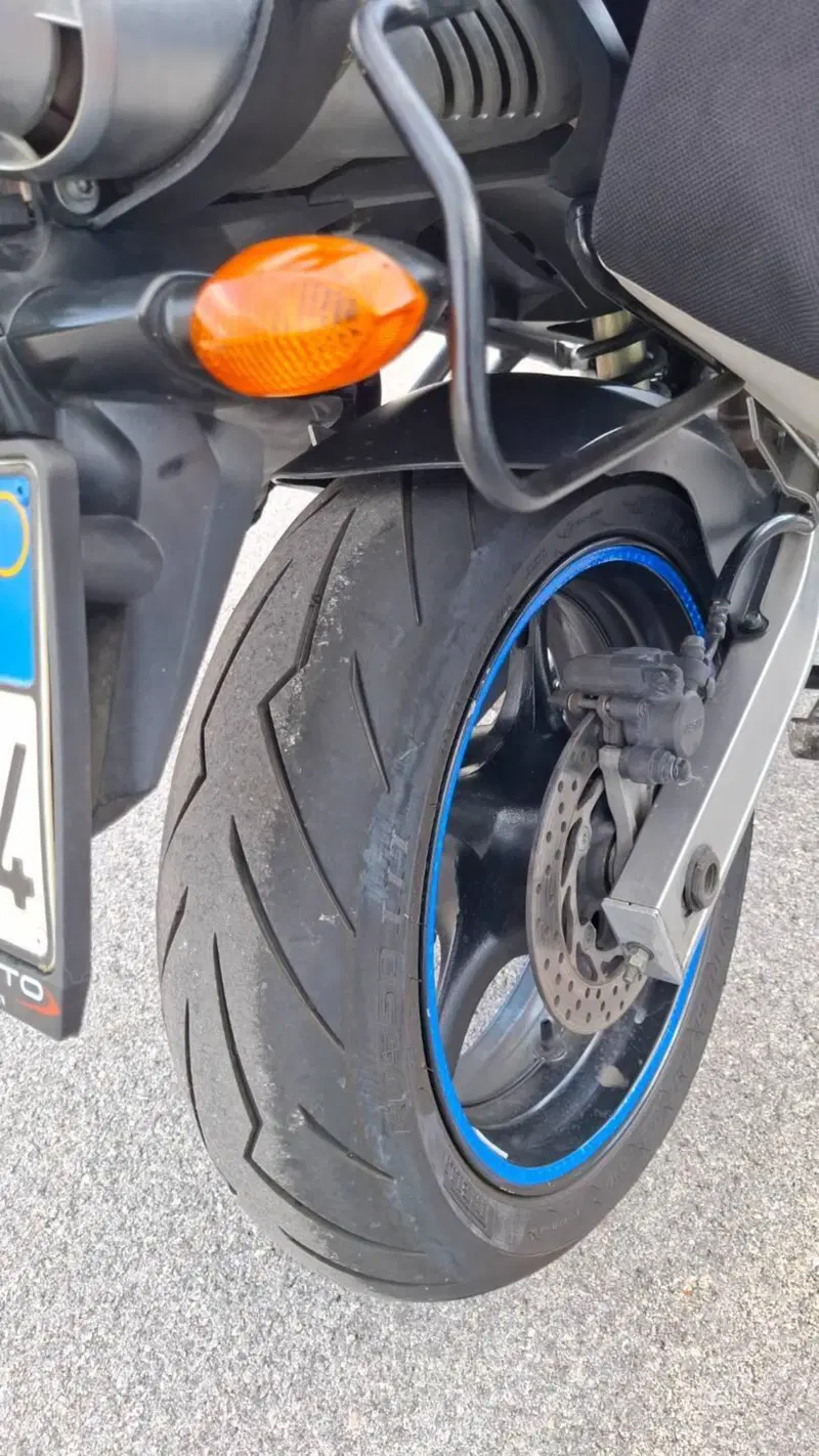 Yamaha FZ6 Fazer (2004 - 07) (11)