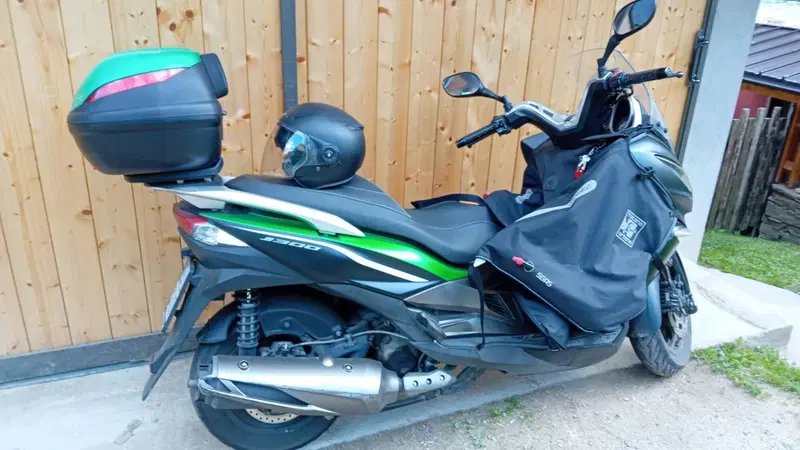 Kawasaki J 300 (2014) (3)