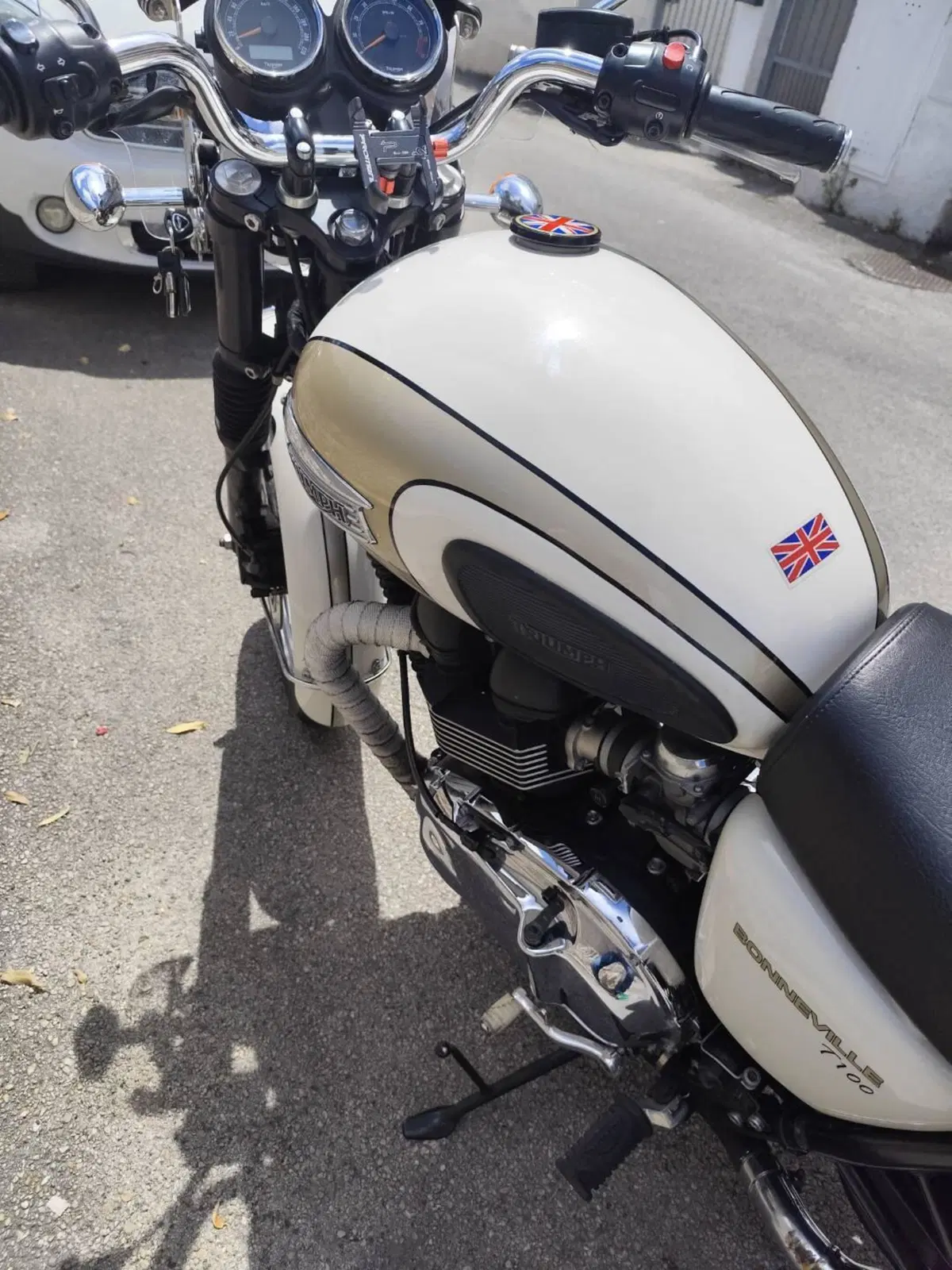 Triumph Bonneville T100 (2008 - 16) (9)