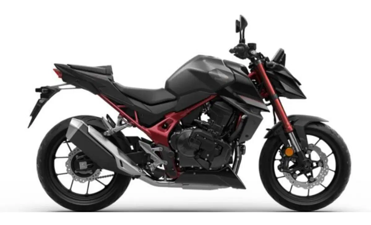 Honda CB 750 Hornet (2026) (3)