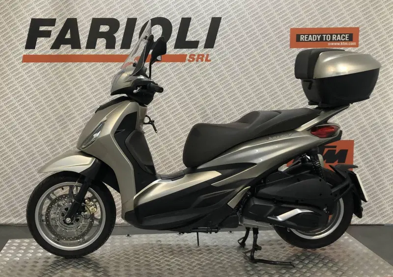 Piaggio Beverly 300 ABS-ASR (2021 - 25) (5)