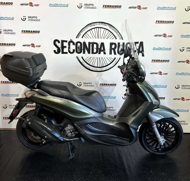 Piaggio Beverly 300 S (2021)