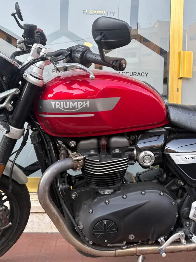 Triumph Speed Twin 1200 (2021 - 24) (6)