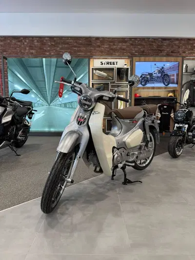 Honda Super Cub C125 (2022 - 24) nuova