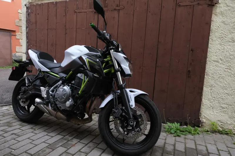 Kawasaki Z 650 (2017 - 19) (5)