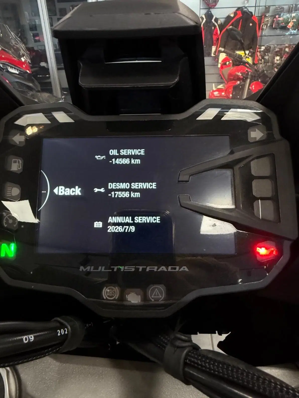 Ducati Multistrada V2 S (2022 - 24) (6)