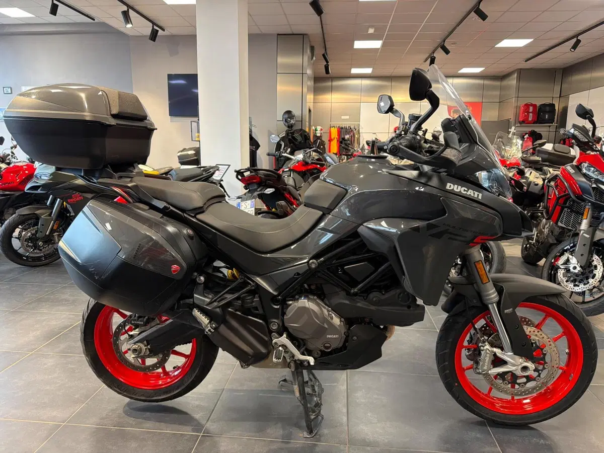Ducati Multistrada V2 S (2022 - 24) (2)