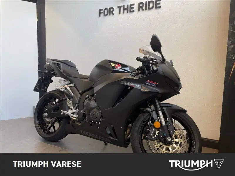 Honda CBR 600 RR (2024 - 26) (2)