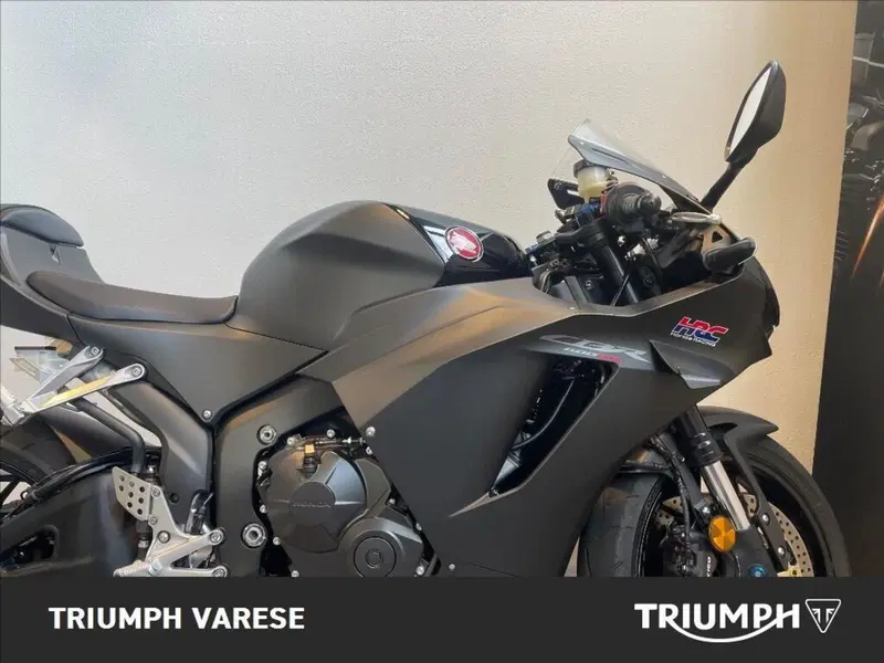 Honda CBR 600 RR (2024 - 26) (5)