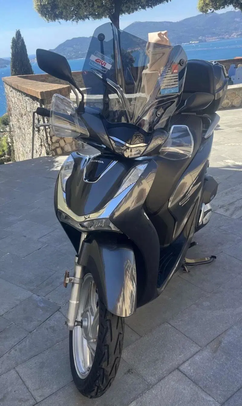 Honda SH 150i (2020 - 23) (2)