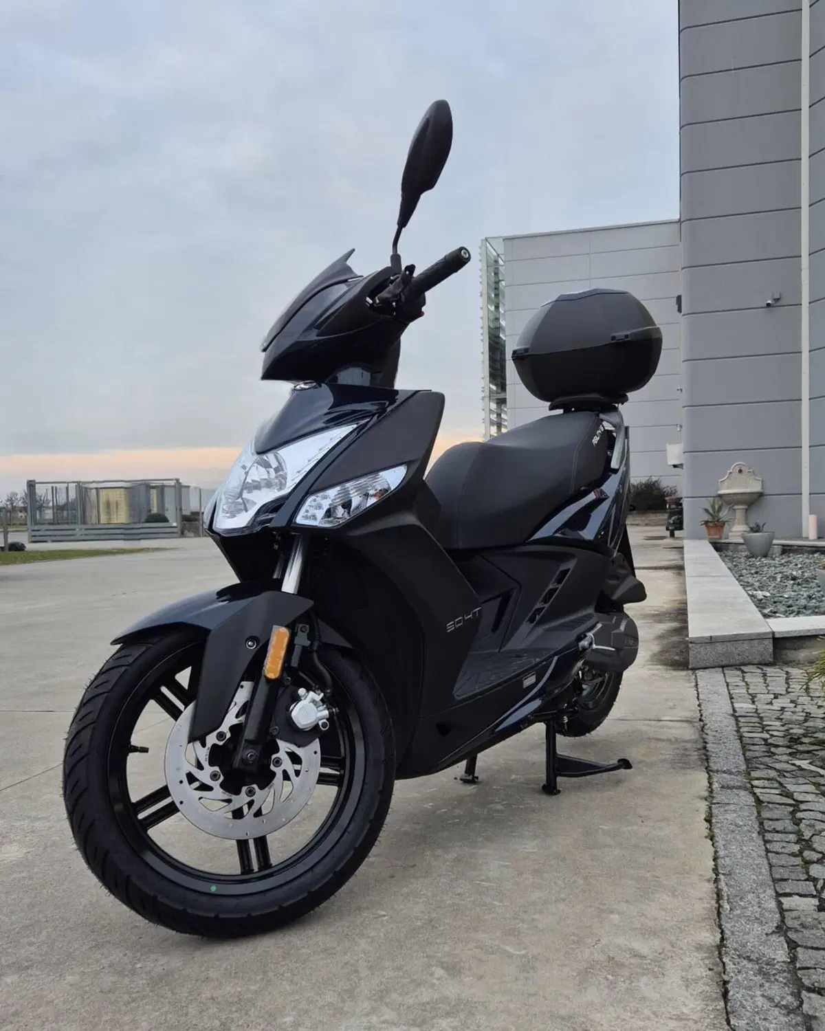 Kymco Agility 50 R16 + (2021 - 26) (3)