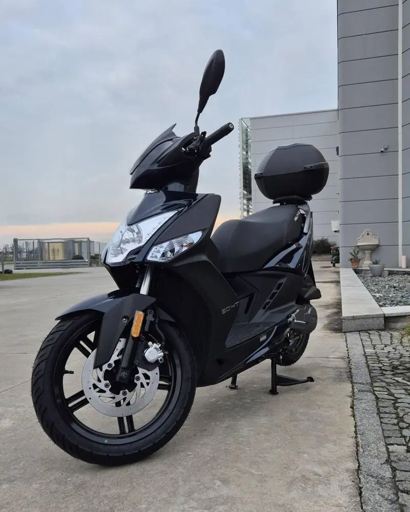 Kymco Agility 50 R16 + (2021 - 26) (3)