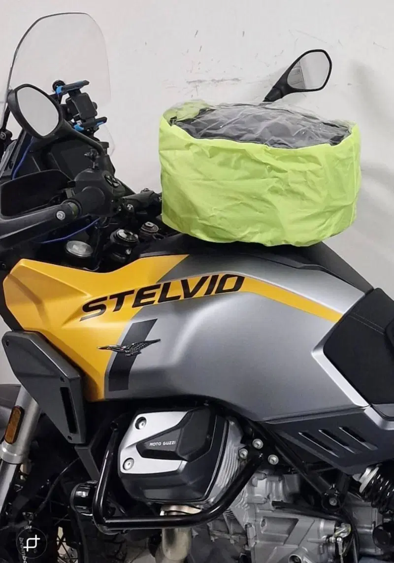 Moto Guzzi Stelvio (2024 - 26) (4)