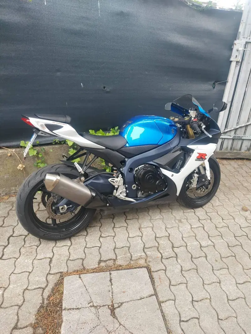 Suzuki GSX R 750 (2011 - 17) (3)
