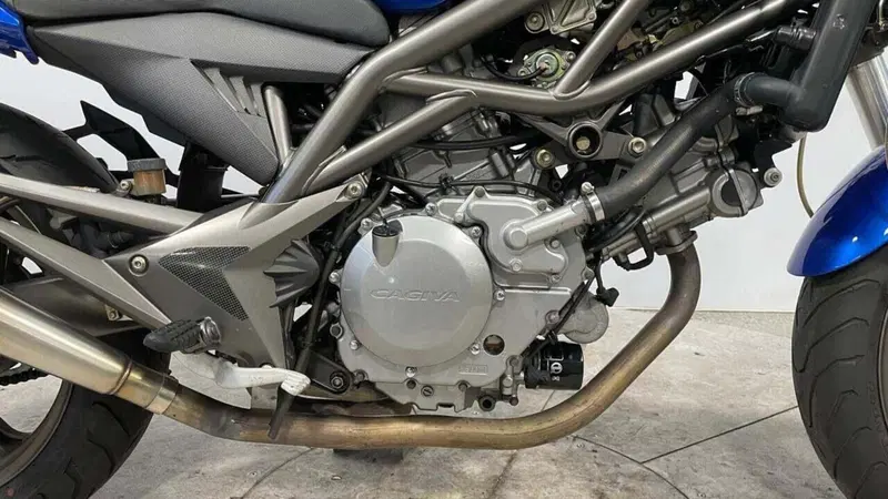 Cagiva Raptor 650 (2001 - 04) (4)