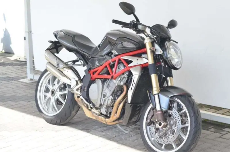 MV Agusta Brutale 750 S (2002 - 06) (5)
