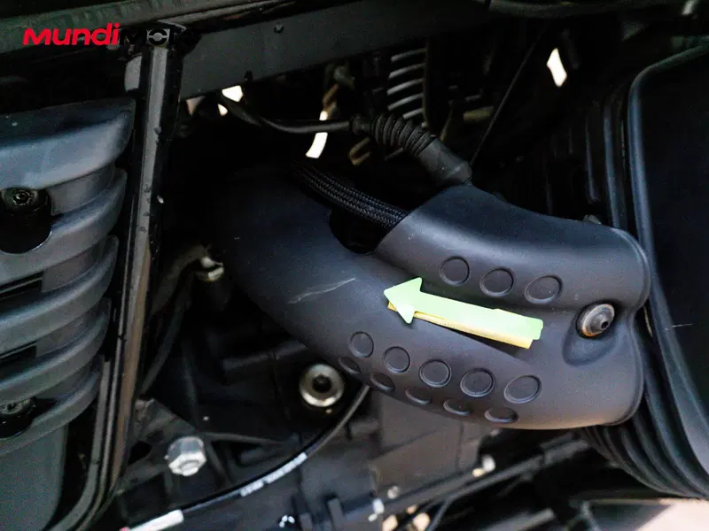 Moto Guzzi V7 III Stone (2017 - 20) (16)
