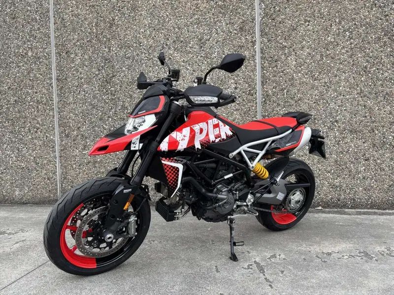 Ducati Hypermotard 950 RVE (2022 - 25) (4)
