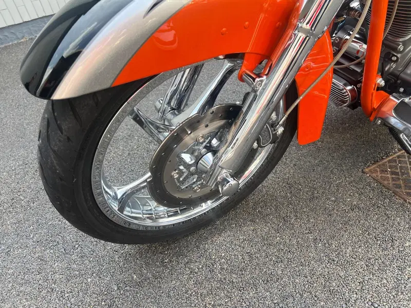 Harley-Davidson 1800 Convertible (2010 - 11) - FLSTSE (16)