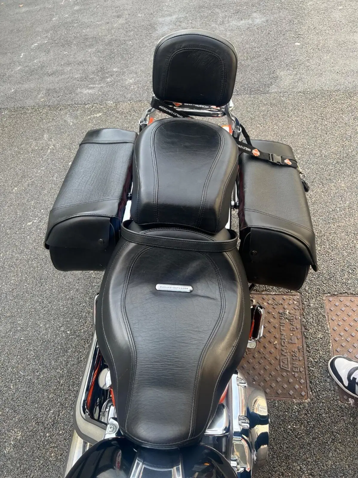 Harley-Davidson 1800 Convertible (2010 - 11) - FLSTSE (6)