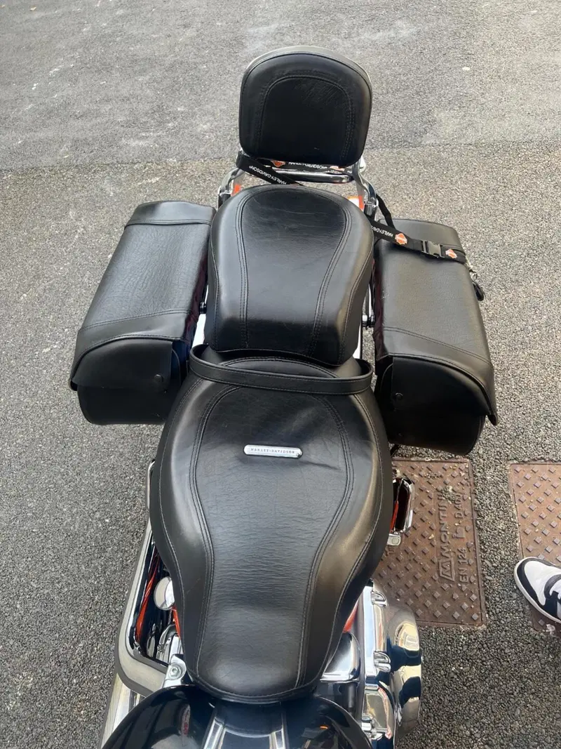Harley-Davidson 1800 Convertible (2010 - 11) - FLSTSE (6)