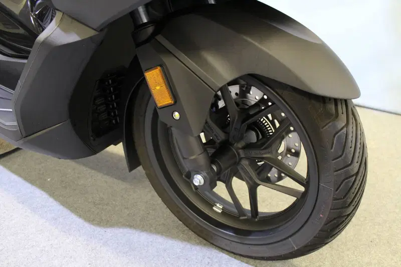 Honda Forza 350 (2025 - 26) (7)