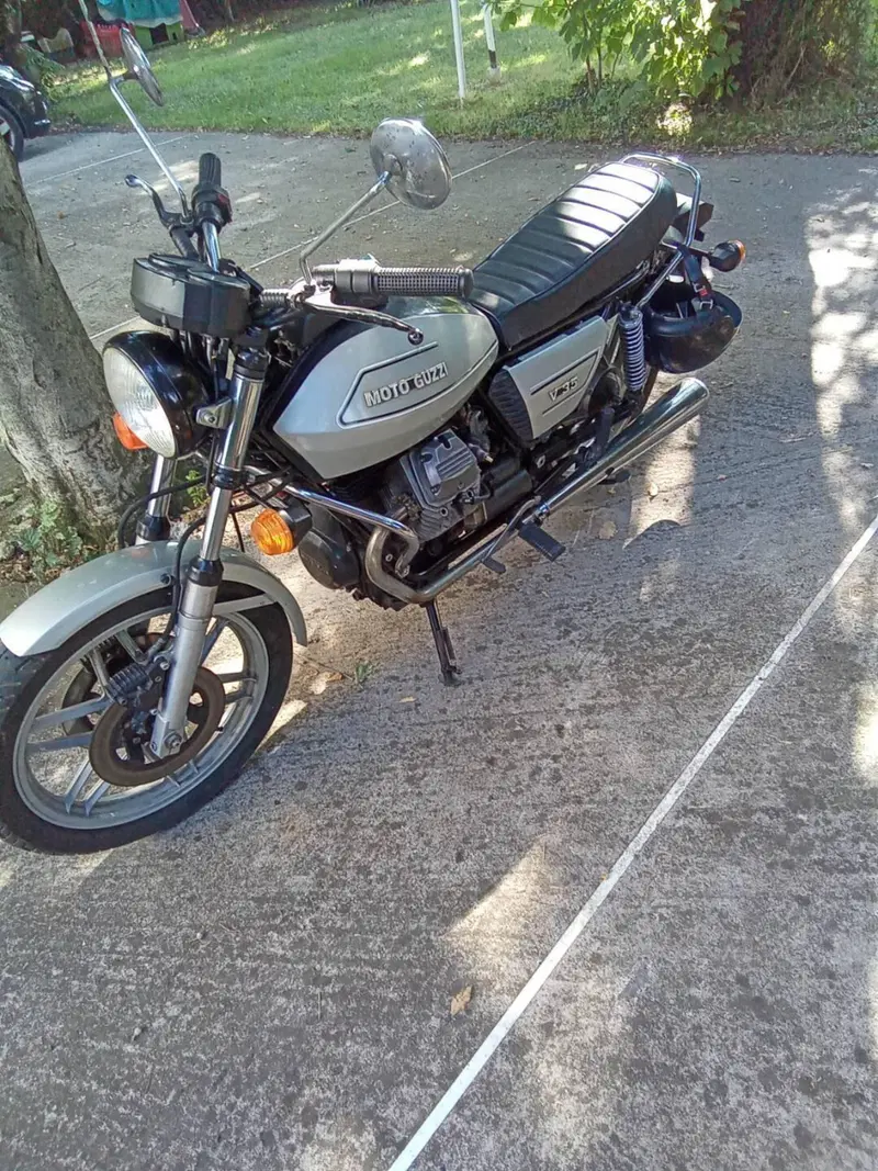 Moto Guzzi V35