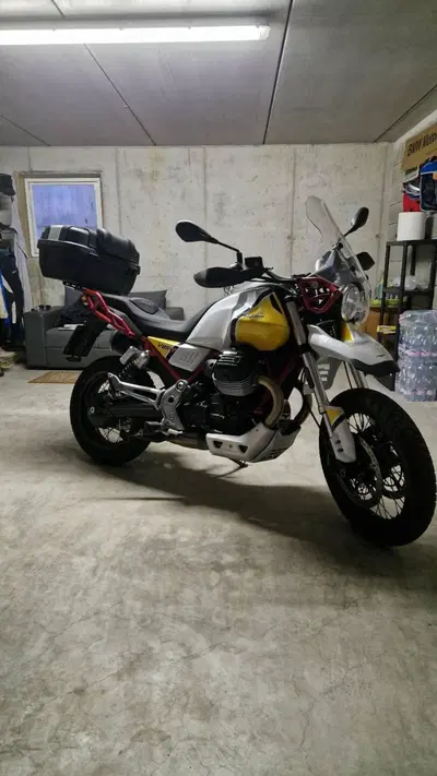 Moto Guzzi V85 TT Evocative Graphics (2019 - 20) usata