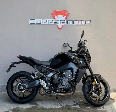 Yamaha MT-09 (2021 - 23) usata
