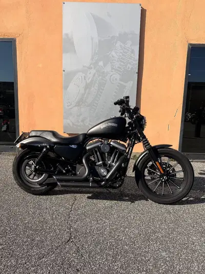 Harley-Davidson 883 Iron (2012 - 14) - XL 883N usata