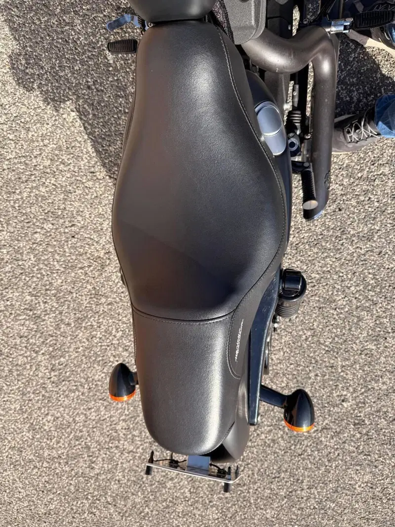 Harley-Davidson 883 Iron (2012 - 14) - XL 883N (10)