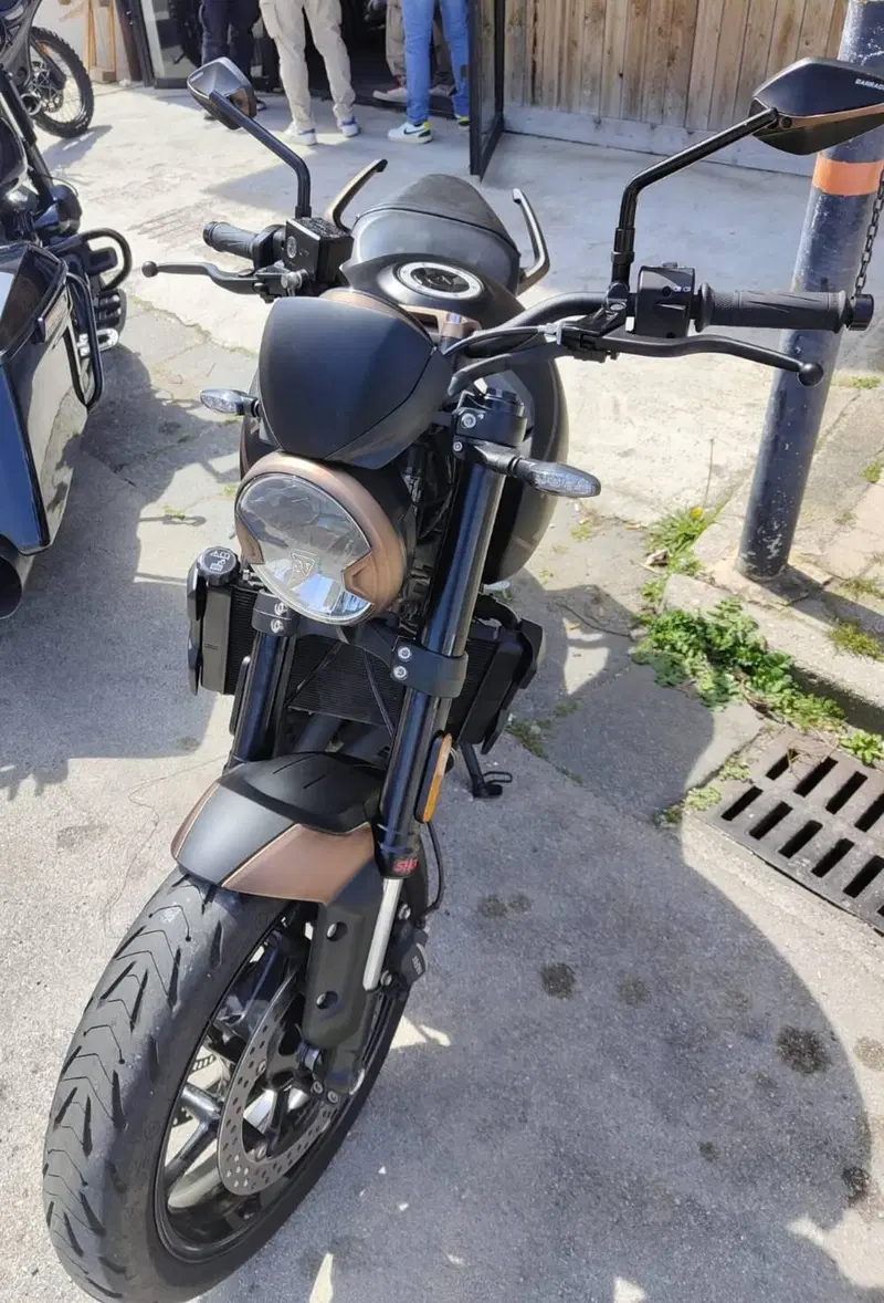 Triumph Trident 660 (2021 - 24) (2)