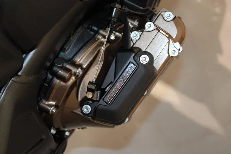Honda CB 650 R E-Clutch (2024 - 26) (7)